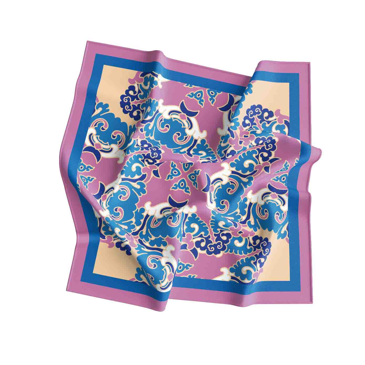 King’s Red Bandana: Versatile Unisex Fashion Accessory