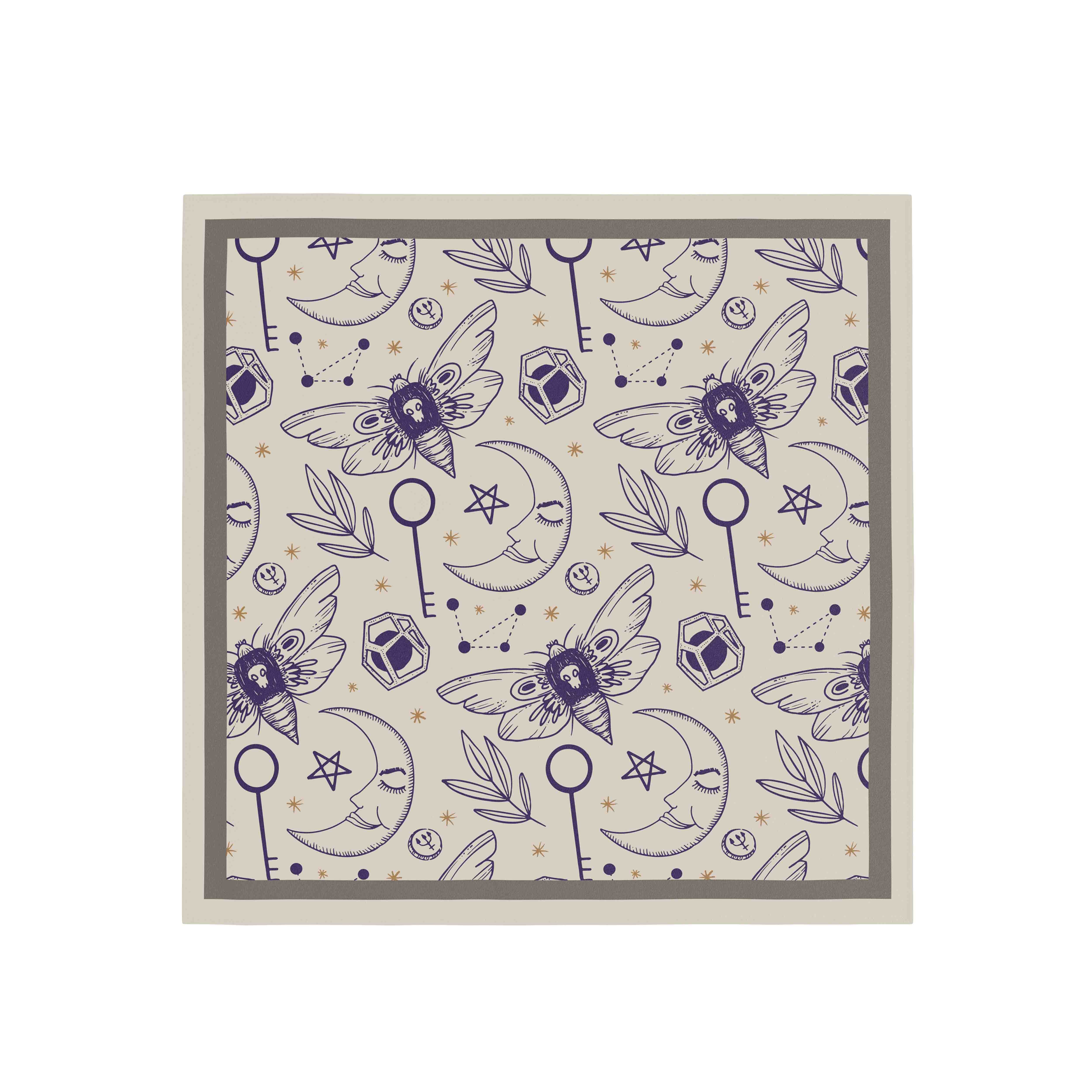 Crisp White Bandana: Stylish Versatile Unisex Accessory